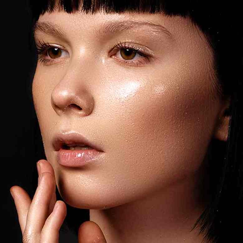How one can Strive the Glass Pores and skin Pattern